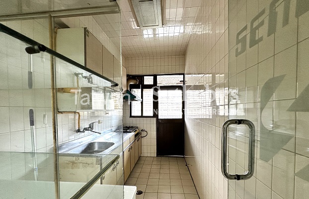 民生松江捷運美華廈室內照