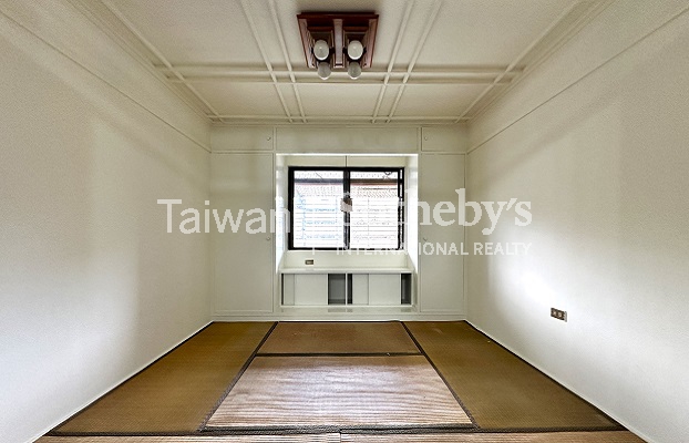 民生松江捷運美華廈室內照