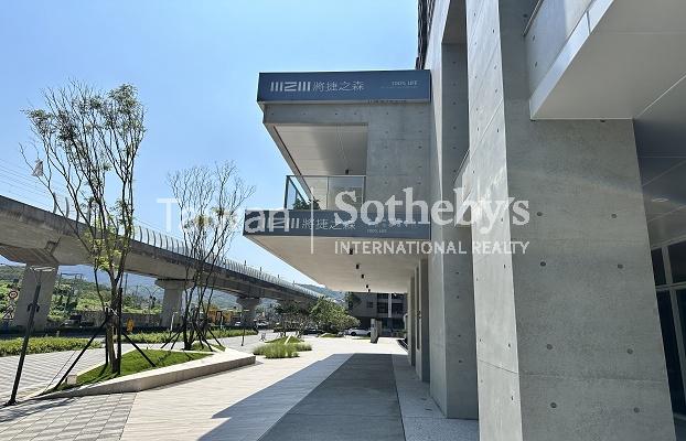 淡海全新輕軌社區二樓金店建物外觀