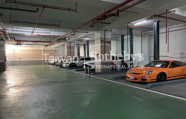 悠居．花蓮停車空間