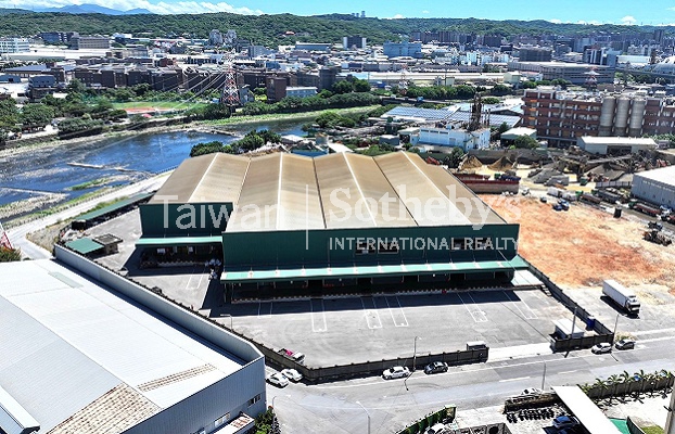 南崁costco大馬路挑高10米鋼構廠房周邊環境