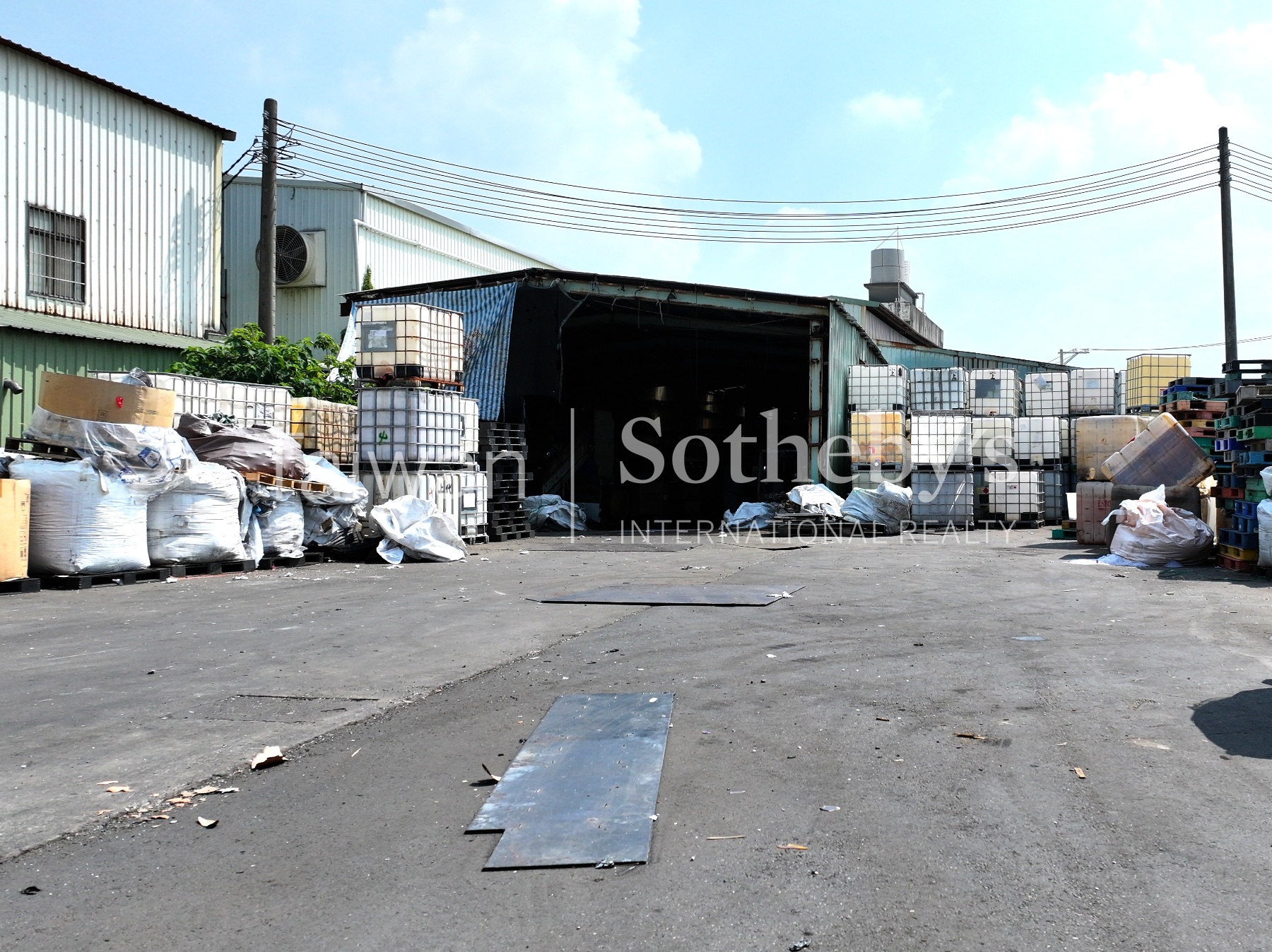 大湳交流道旁大馬路丁建農地1425坪現場實景
