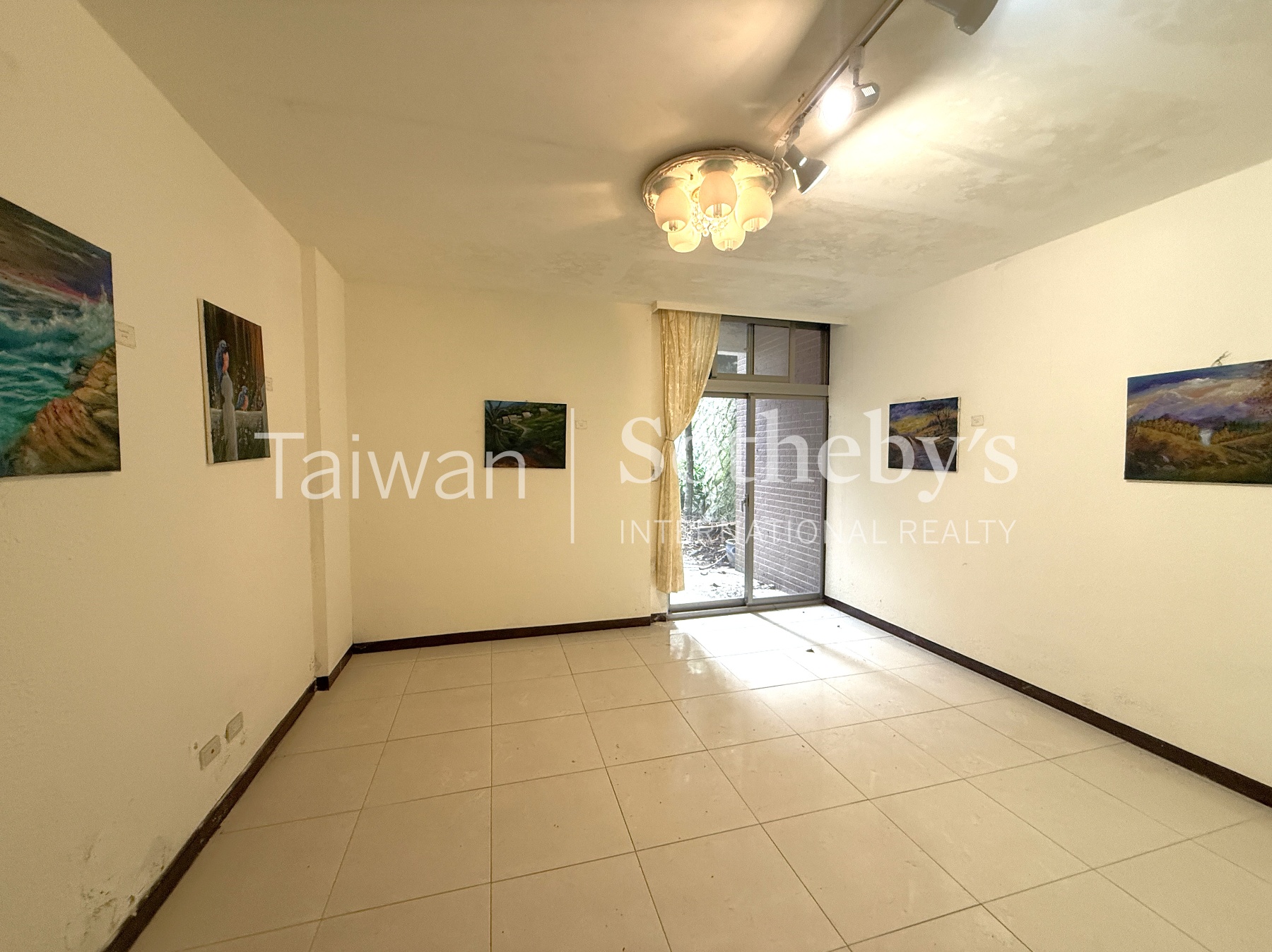 柏園景觀別墅室內照