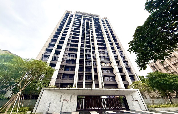 內湖頂樓兩房露台戶遠眺 101建物外觀